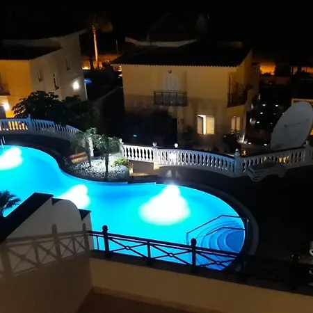 Tenerife Sur * Los Cristianos (Tenerife)